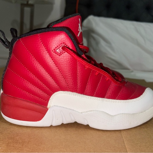 Air Jordan 12 Retro PS 'Gym Red' - Red & White 
Size US 3 = UK 2.5 / EUR 35 - Picture 4 of 7